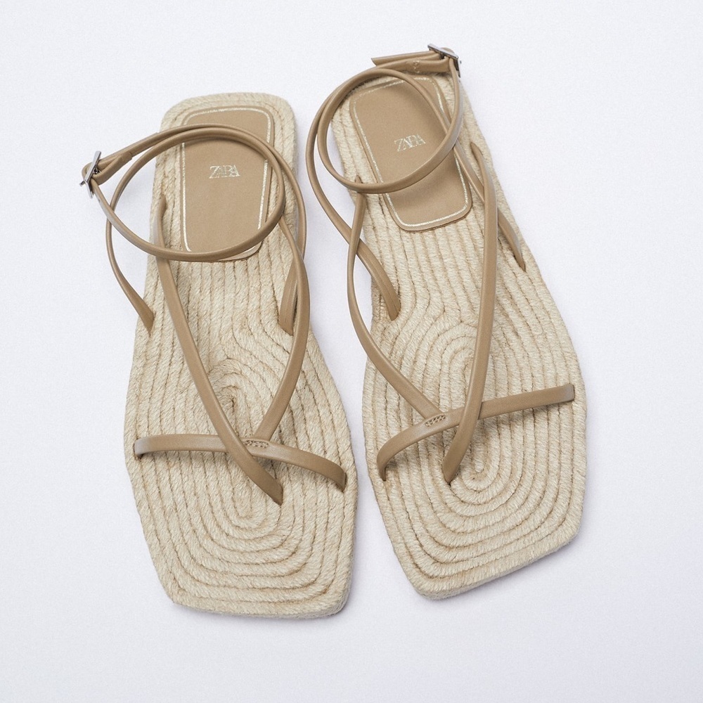 🌹NWT Zara Cream Squared Toe Chunky Strappy Jute Sandals. Size 9.
